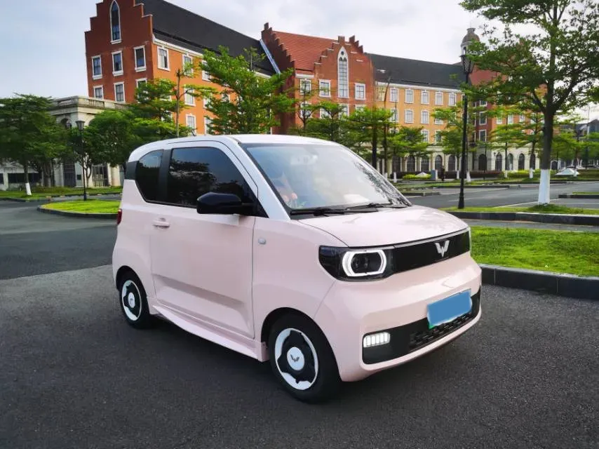 2021 WuLing HongGuang MINI EV BEV 13.9KWH,autocango,china used car exporter,china ev exporter,chinese used car exporter,chinese used ev exporter