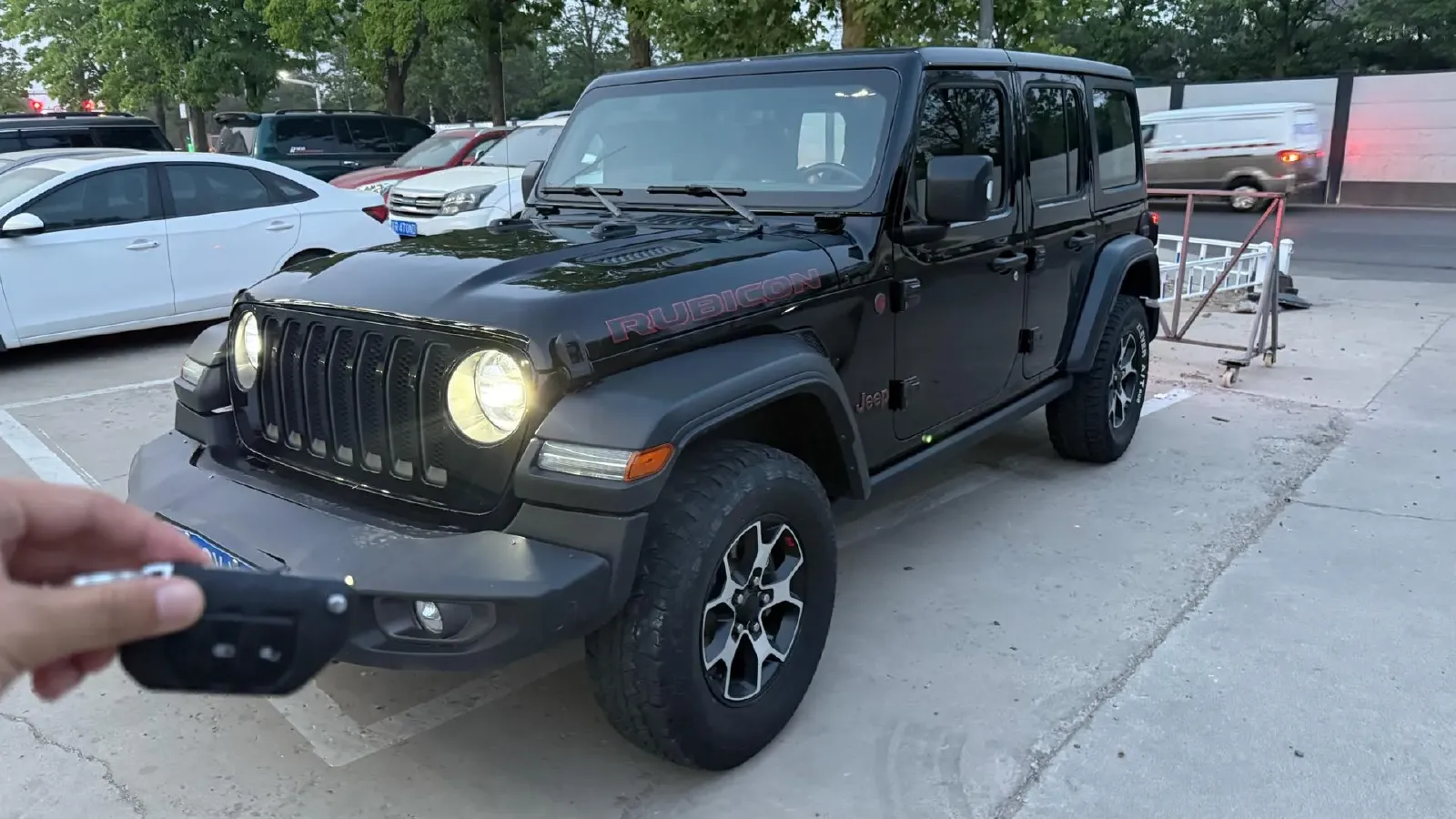 2021 Jeep Wrangler 2.0T 266HP L4 8AT,autocango,china used car exporter,china ev exporter,chinese used car exporter,chinese used ev exporter