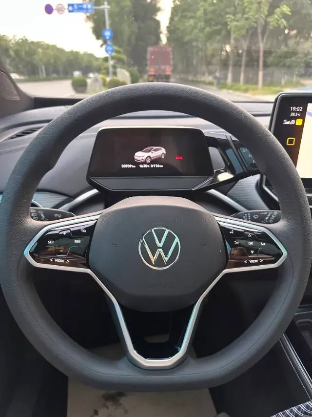 2022 Volkswagen ID.4 Crozz BEV 84.8KWH,autocango,china used car exporter,china ev exporter,chinese used car exporter,chinese used ev exporter
