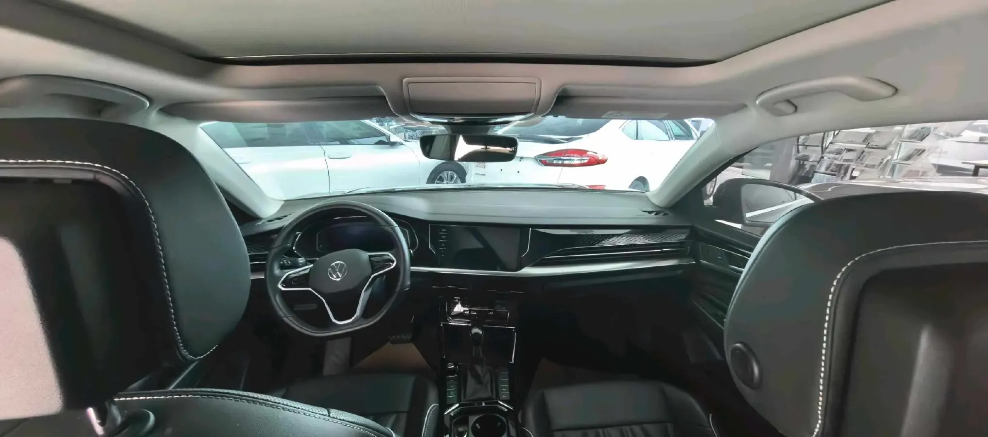 2022 Xpeng P7 BEV 60.2KWH,autocango,china used car exporter,china ev exporter,chinese used car exporter,chinese used ev exporter