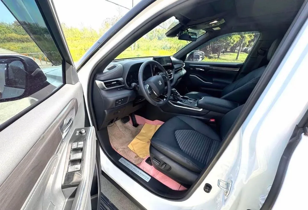 2022 Toyota Crown Kluger 2.5L 192HP L4 E-CVT Hybrid,autocango,china used car exporter,china ev exporter,chinese used car exporter,chinese used ev exporter
