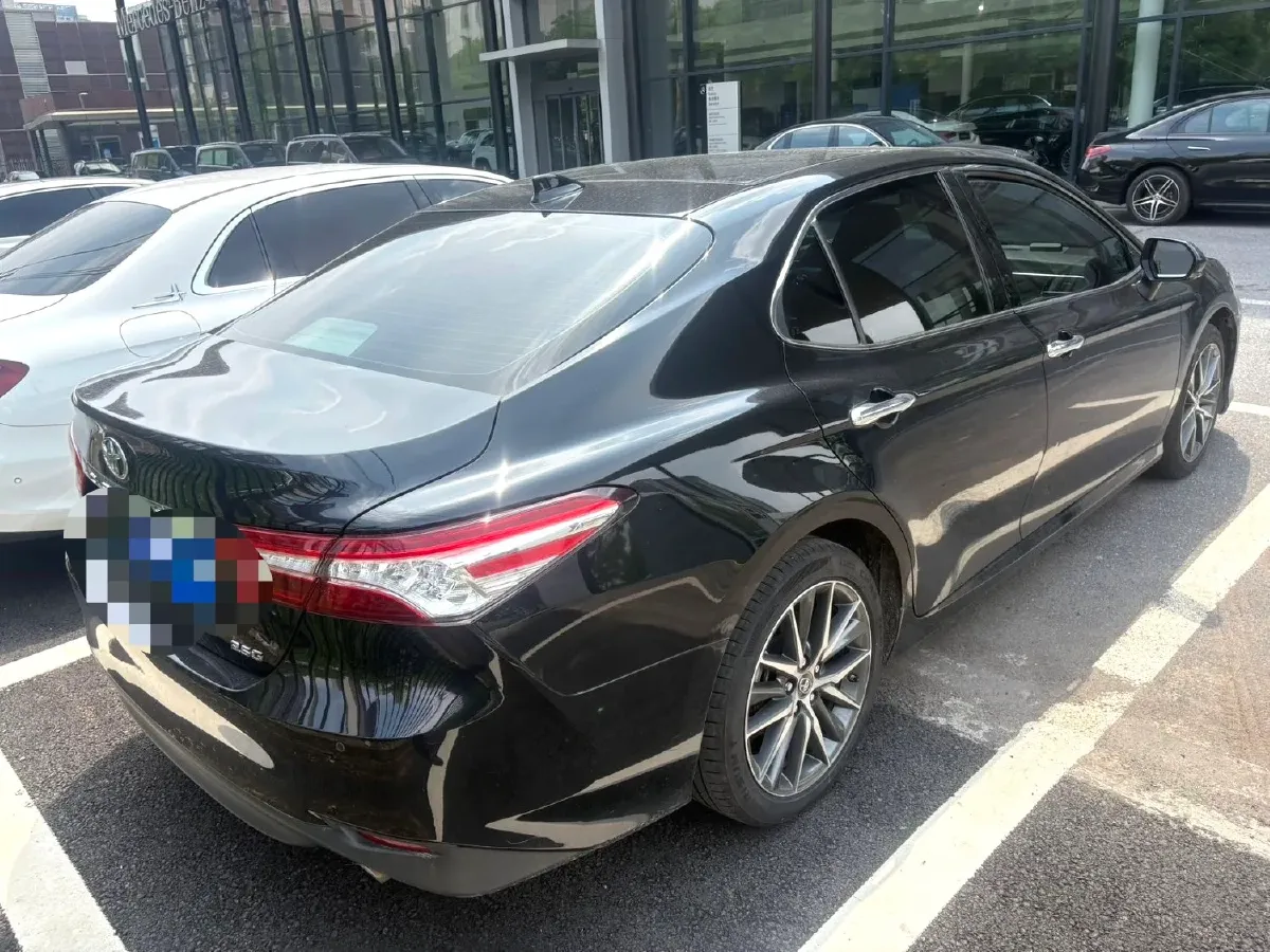2021 Toyota Camry 2.5L 209HP L4 8AT,autocango,china used car exporter,china ev exporter,chinese used car exporter,chinese used ev exporter