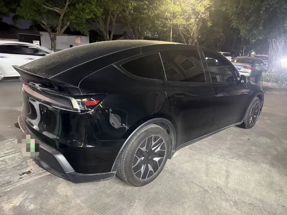 2025 Tesla Model Y L BEV,autocango,china used car exporter,china ev exporter,chinese used car exporter,chinese used ev exporter