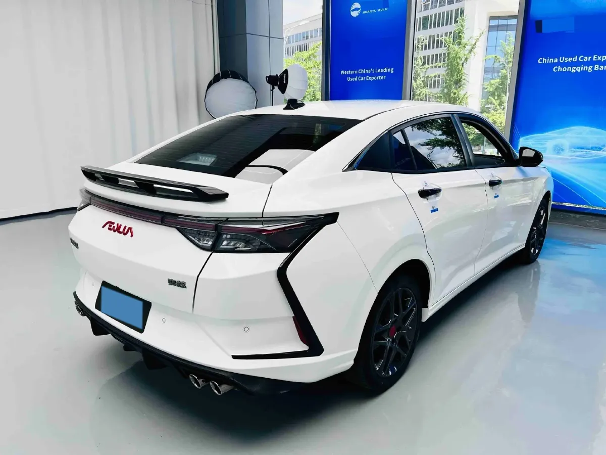 2021 DongFeng Aeolus YiXuan 1.5T 150HP L4 6DCT,autocango,china used car exporter,china ev exporter,chinese used car exporter,chinese used ev exporter