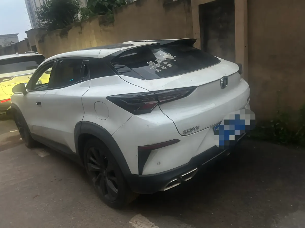 2020 ChangAn UNI-T 1.5T 180HP L4 7DCT,autocango,china used car exporter,china ev exporter,chinese used car exporter,chinese used ev exporter