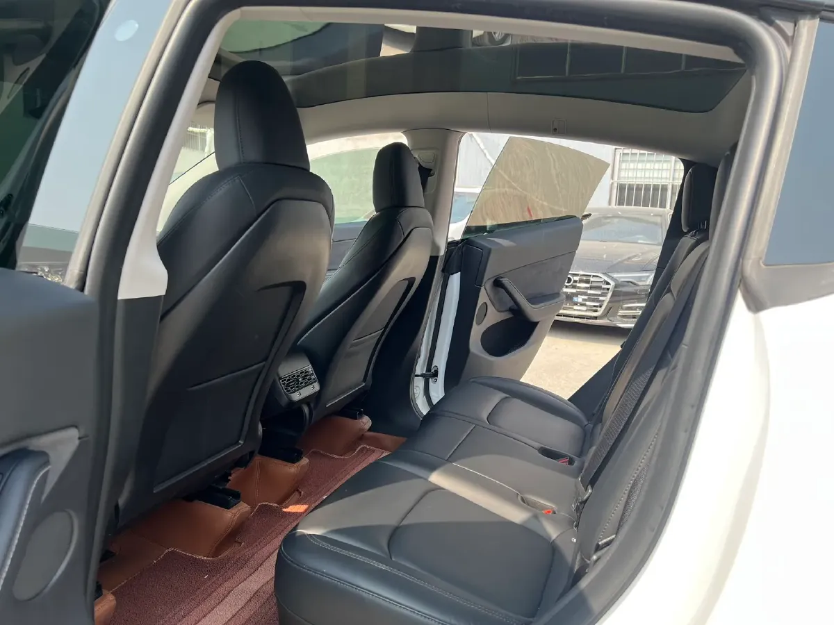 2024 Iveco OuSheng BEV 77.28KWH,autocango,china used car exporter,china ev exporter,chinese used car exporter,chinese used ev exporter