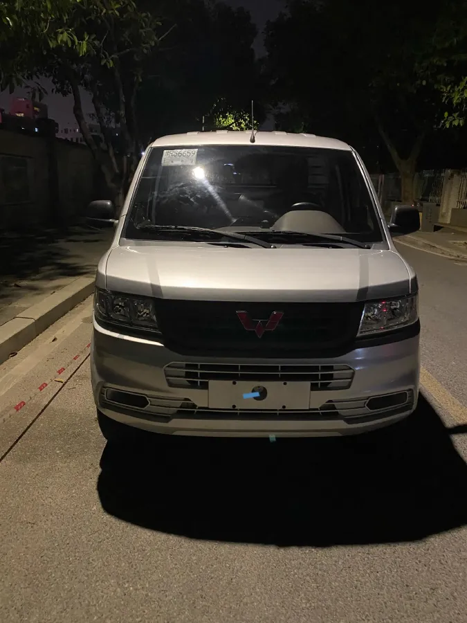 2019 WuLing RongGuang New Truck 1.8L 133HP L4 5MT,autocango,china used car exporter,china ev exporter,chinese used car exporter,chinese used ev exporter
