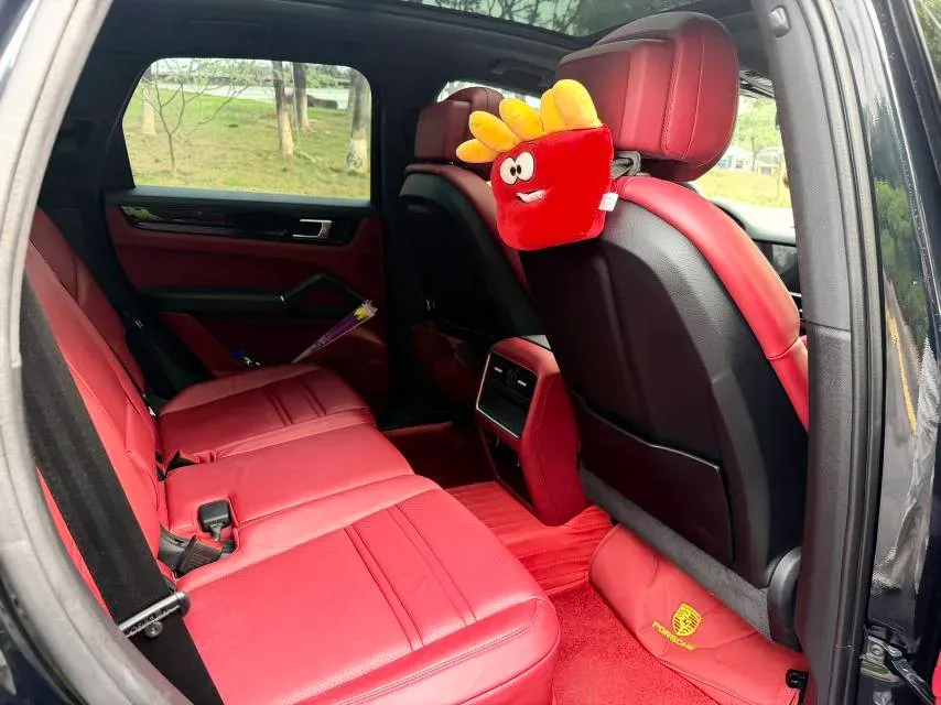 2022 Porsche Cayenne 3.0T 340HP V6 8AT,autocango,china used car exporter,china ev exporter,chinese used car exporter,chinese used ev exporter