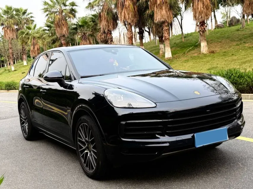 2022 Porsche Cayenne 3.0T 340HP V6 8AT,autocango,china used car exporter,china ev exporter,chinese used car exporter,chinese used ev exporter