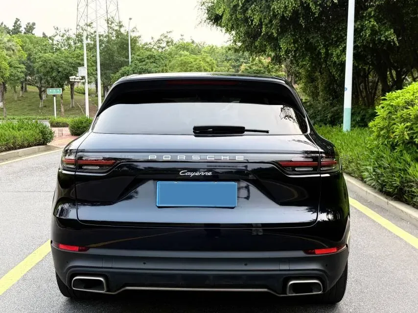 2022 Porsche Cayenne 3.0T 340HP V6 8AT,autocango,china used car exporter,china ev exporter,chinese used car exporter,chinese used ev exporter
