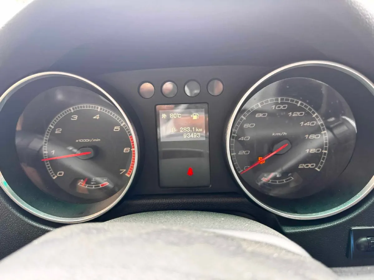 2016 Beijing BJ40 2.0T 204HP L4 5MT,autocango,china used car exporter,china ev exporter,chinese used car exporter,chinese used ev exporter