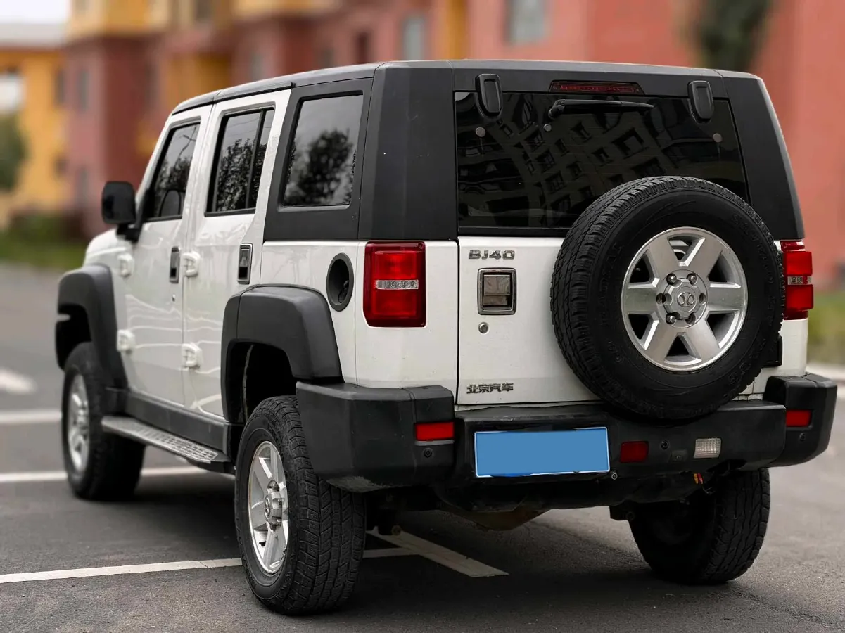 2016 Beijing BJ40 2.0T 204HP L4 5MT,autocango,china used car exporter,china ev exporter,chinese used car exporter,chinese used ev exporter