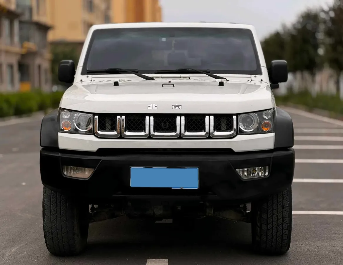 2016 Beijing BJ40 2.0T 204HP L4 5MT,autocango,china used car exporter,china ev exporter,chinese used car exporter,chinese used ev exporter