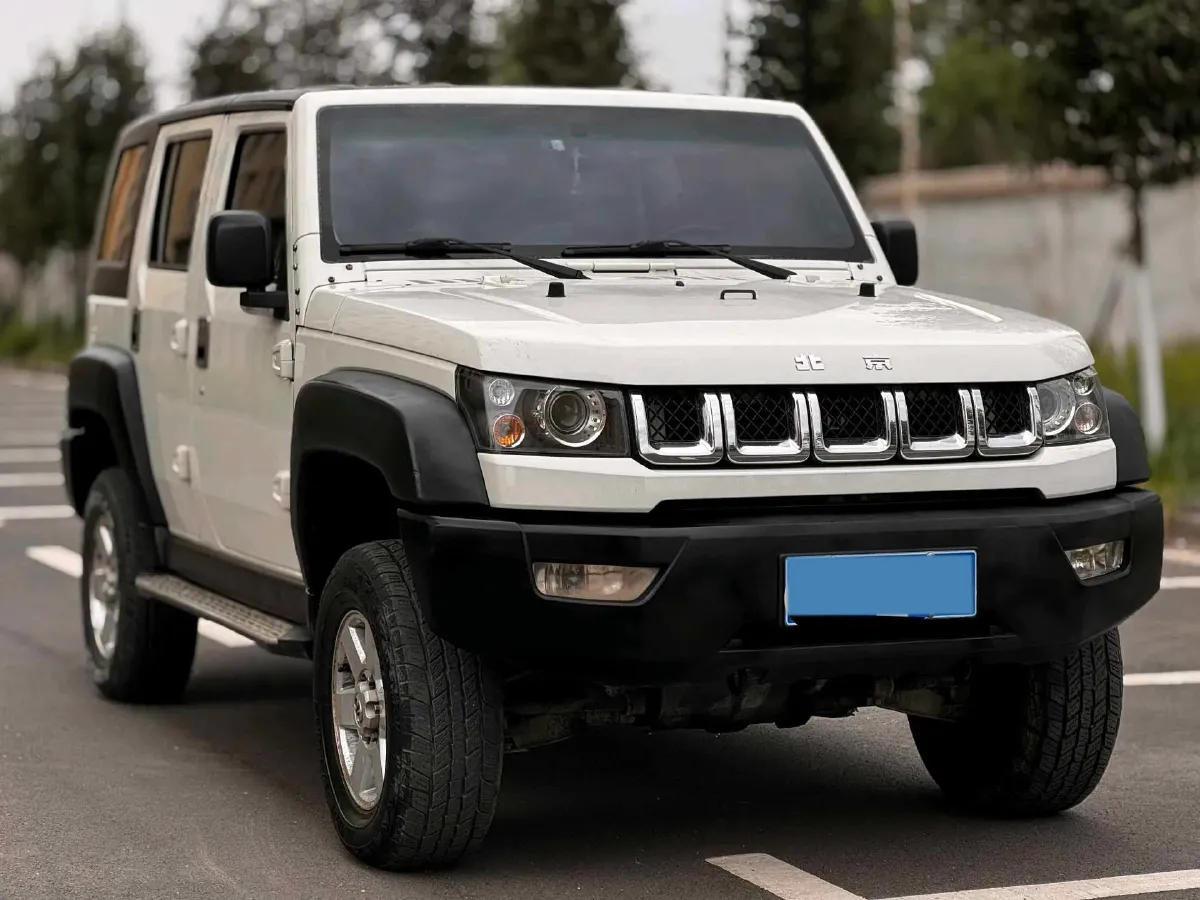 2016 Beijing BJ40 2.0T 204HP L4 5MT,autocango,china used car exporter,china ev exporter,chinese used car exporter,chinese used ev exporter