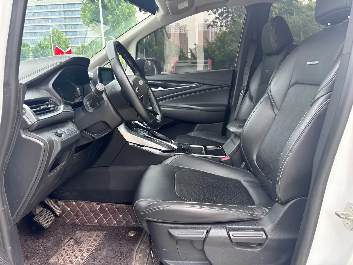 2021 MAXUS G50 1.5T 169HP L4 7DCT,autocango,china used car exporter,china ev exporter,chinese used car exporter,chinese used ev exporter