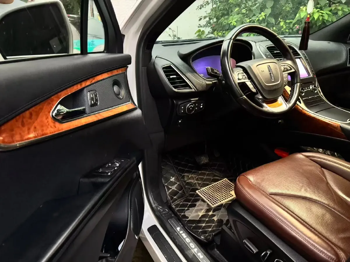 2019 Lincoln Nautilus 2.0T 235HP L4 8AT,autocango,china used car exporter,china ev exporter,chinese used car exporter,chinese used ev exporter