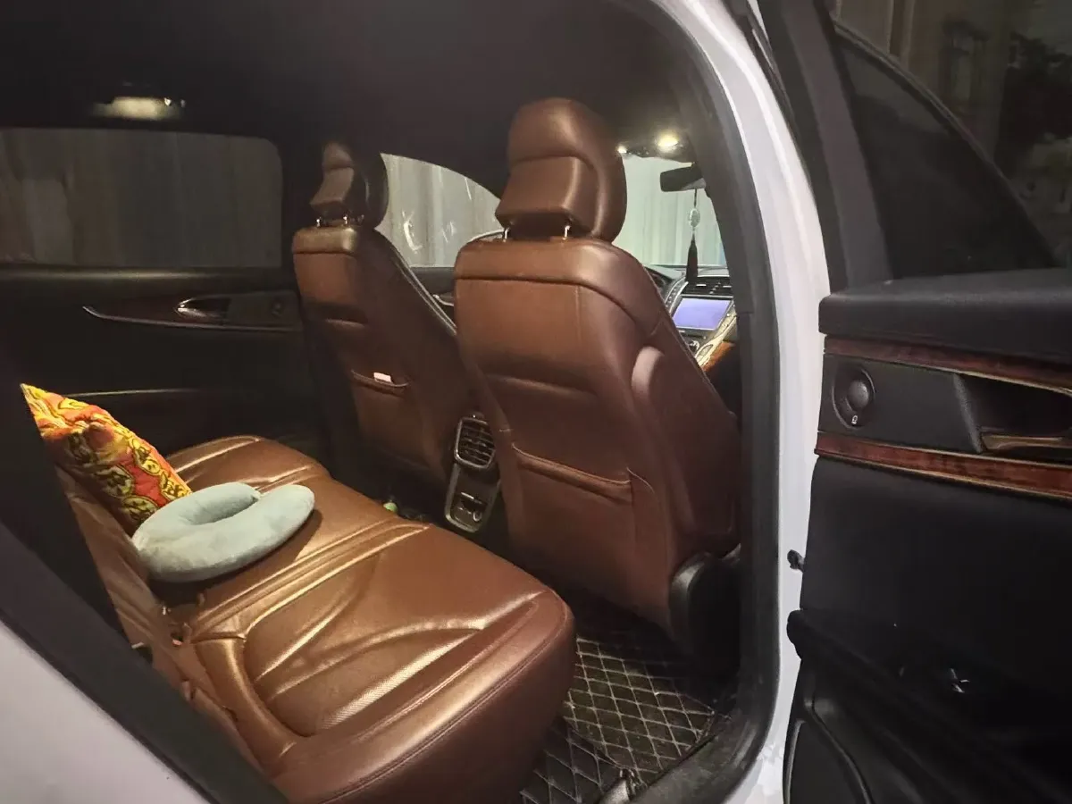 2019 Lincoln Nautilus 2.0T 235HP L4 8AT,autocango,china used car exporter,china ev exporter,chinese used car exporter,chinese used ev exporter