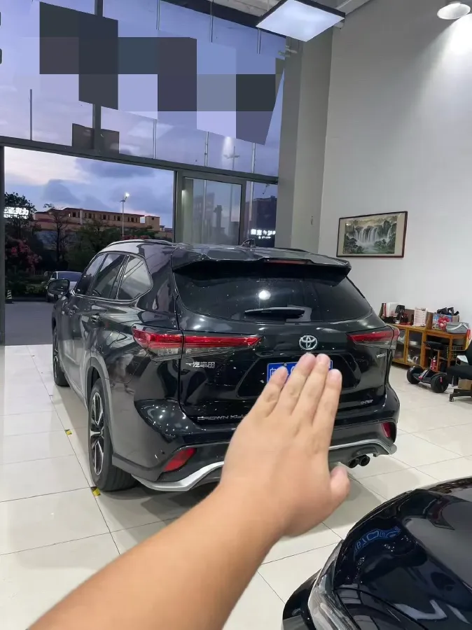 2022 Toyota Crown Kluger 2.5L 192HP L4 E-CVT Hybrid,autocango,china used car exporter,china ev exporter,chinese used car exporter,chinese used ev exporter