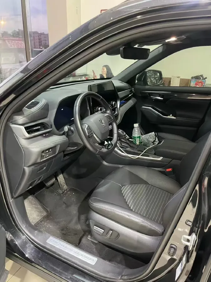 2022 Toyota Crown Kluger 2.5L 192HP L4 E-CVT Hybrid,autocango,china used car exporter,china ev exporter,chinese used car exporter,chinese used ev exporter