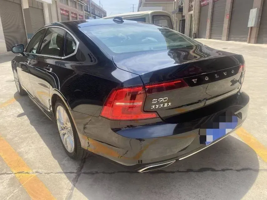 2020 Volvo S90 2.0T 254HP L4 8AT,autocango,china used car exporter,china ev exporter,chinese used car exporter,chinese used ev exporter