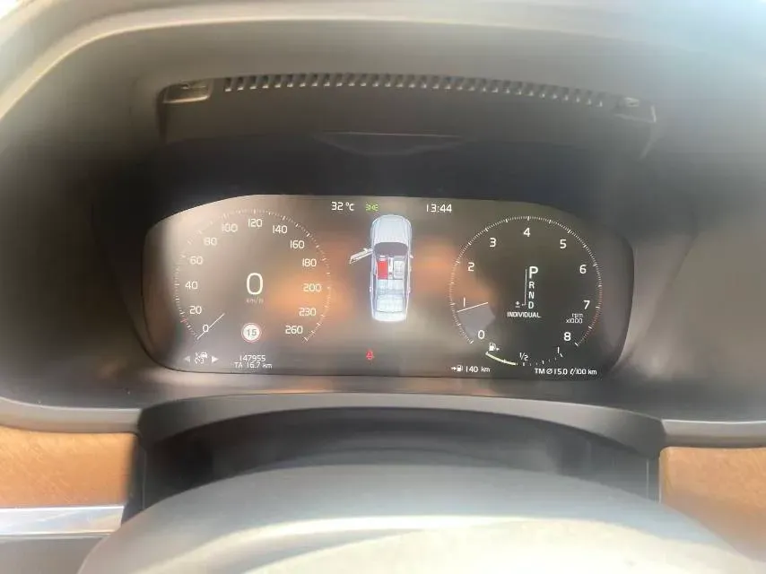 2020 Volvo S90 2.0T 254HP L4 8AT,autocango,china used car exporter,china ev exporter,chinese used car exporter,chinese used ev exporter