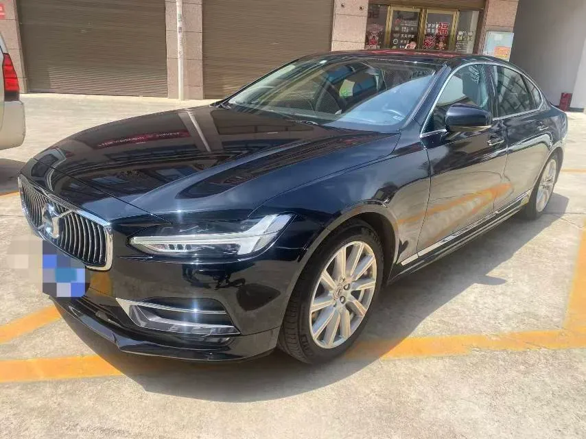 2020 Volvo S90 2.0T 254HP L4 8AT,autocango,china used car exporter,china ev exporter,chinese used car exporter,chinese used ev exporter