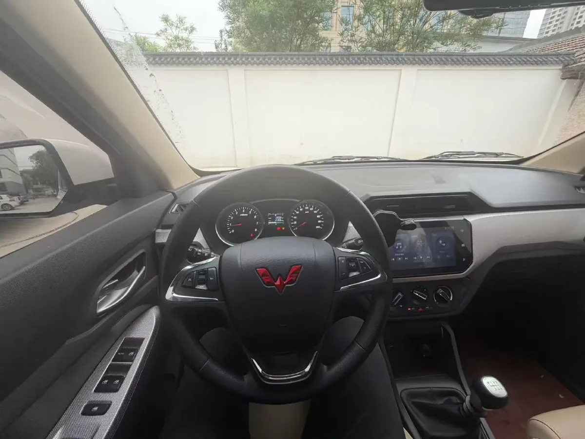 2021 Yema SiPaiKa 1.5L 109HP L4 5MT,autocango,china used car exporter,china ev exporter,chinese used car exporter,chinese used ev exporter