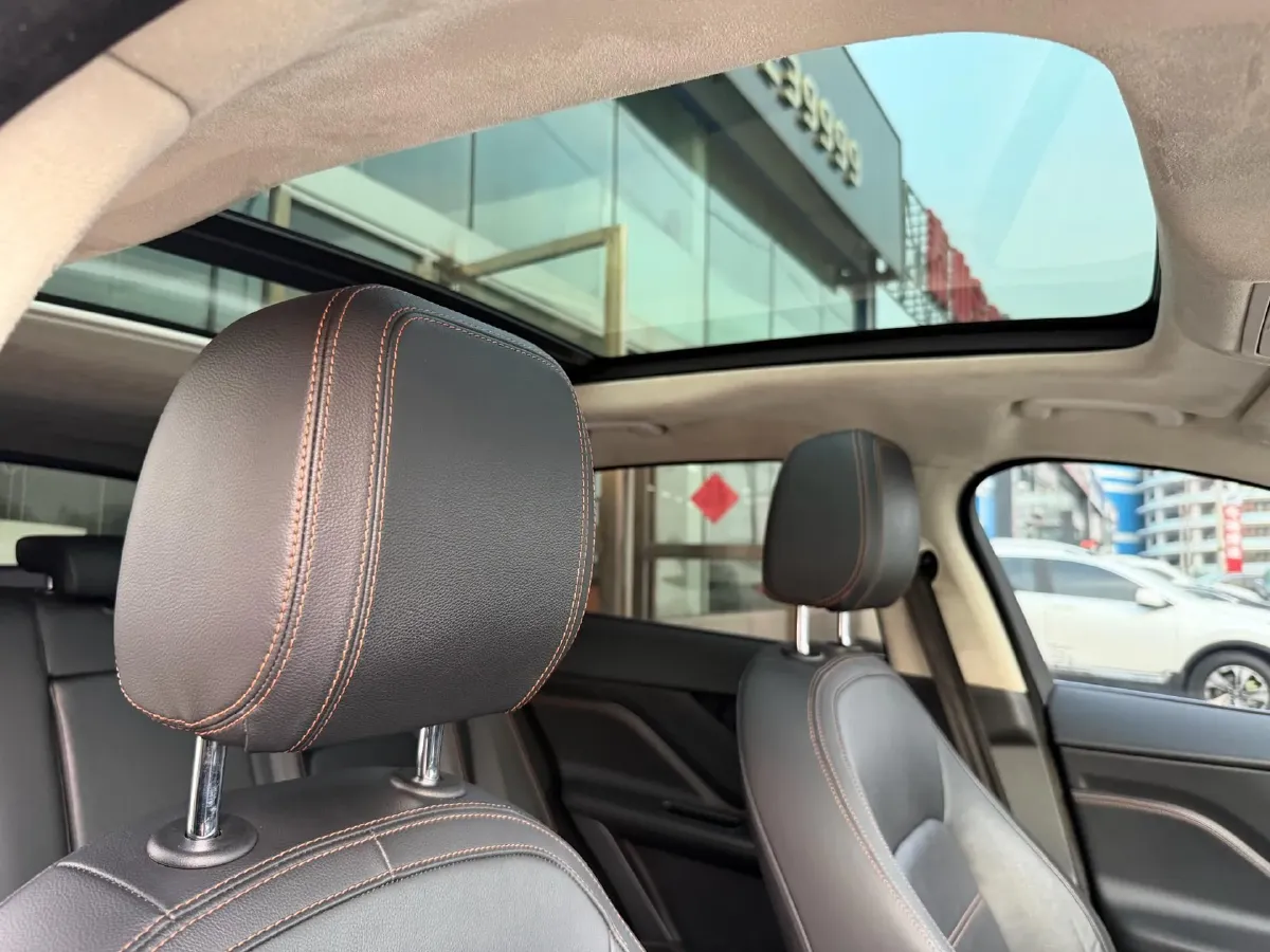 2020 Jaguar F-PACE 2.0T 250HP L4 8AT,autocango,china used car exporter,china ev exporter,chinese used car exporter,chinese used ev exporter