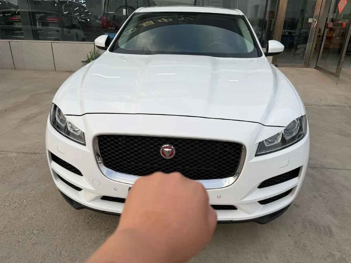 2020 Jaguar F-PACE 2.0T 250HP L4 8AT,autocango,china used car exporter,china ev exporter,chinese used car exporter,chinese used ev exporter