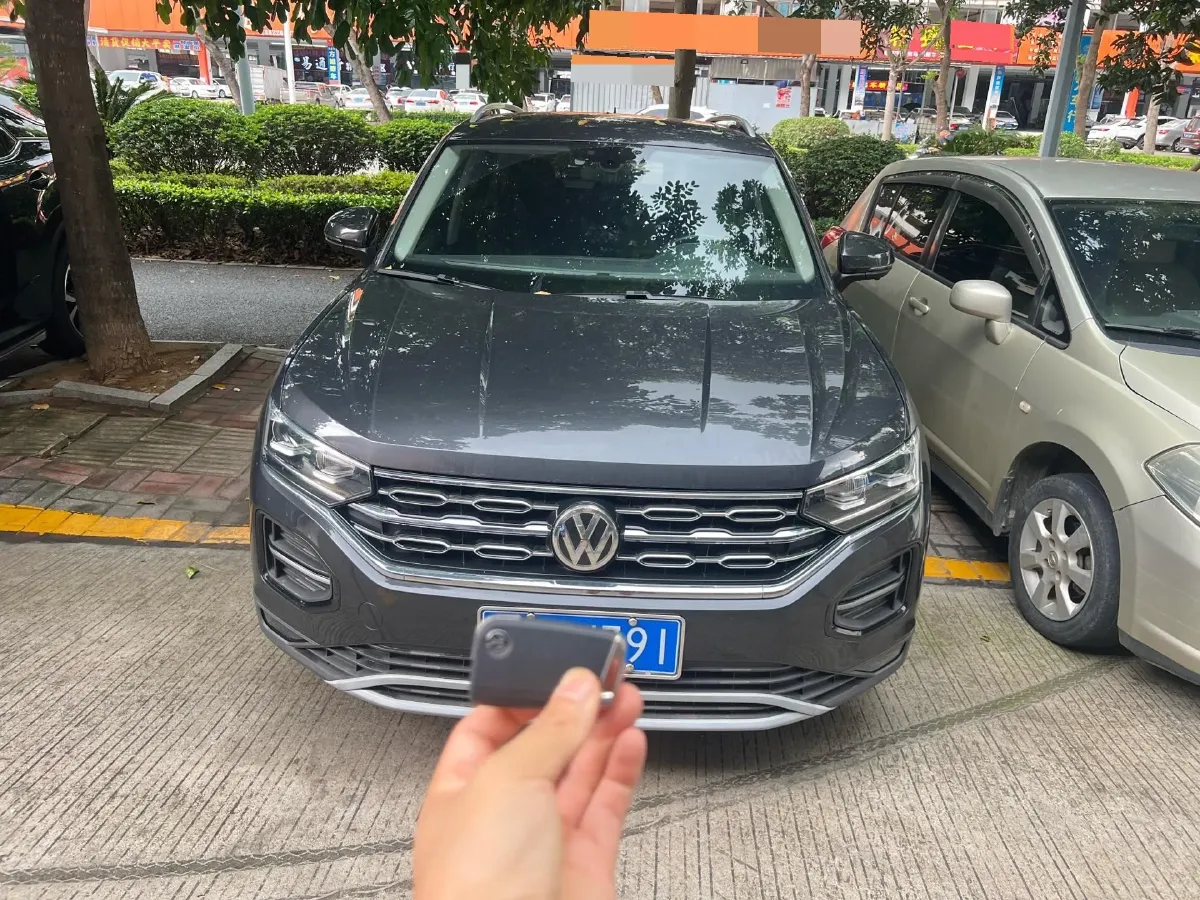 2020 Volkswagen Tayron 2.0T 186HP L4 7DCT,autocango,china used car exporter,china ev exporter,chinese used car exporter,chinese used ev exporter
