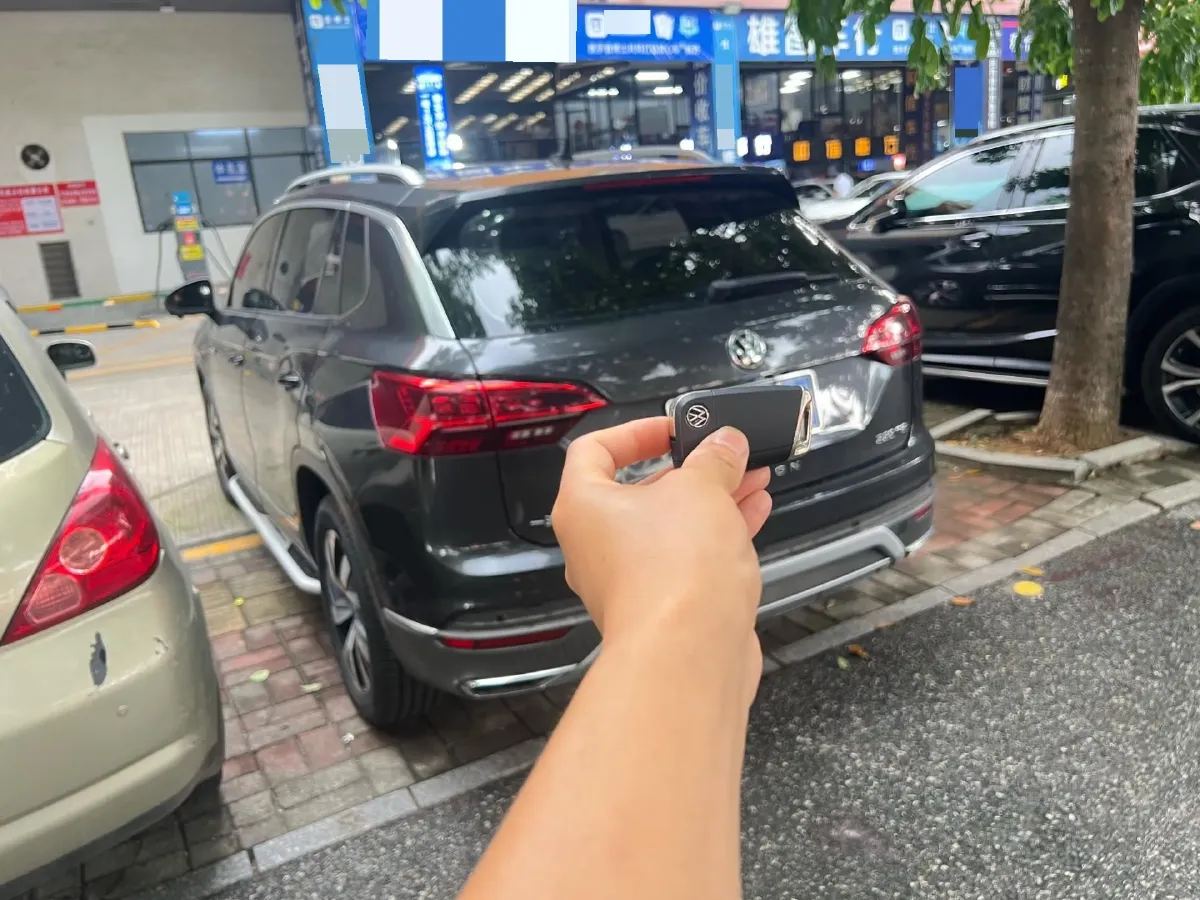 2020 Volkswagen Tayron 2.0T 186HP L4 7DCT,autocango,china used car exporter,china ev exporter,chinese used car exporter,chinese used ev exporter