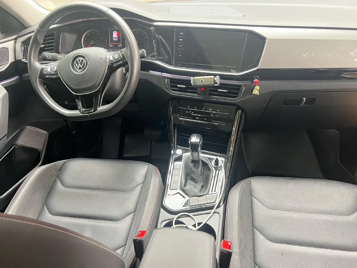 2020 Volkswagen Tayron 2.0T 186HP L4 7DCT,autocango,china used car exporter,china ev exporter,chinese used car exporter,chinese used ev exporter