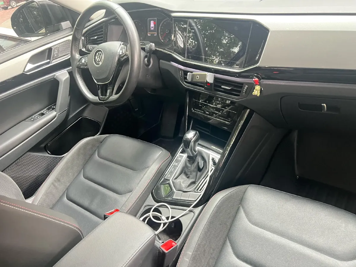 2020 Volkswagen Tayron 2.0T 186HP L4 7DCT,autocango,china used car exporter,china ev exporter,chinese used car exporter,chinese used ev exporter