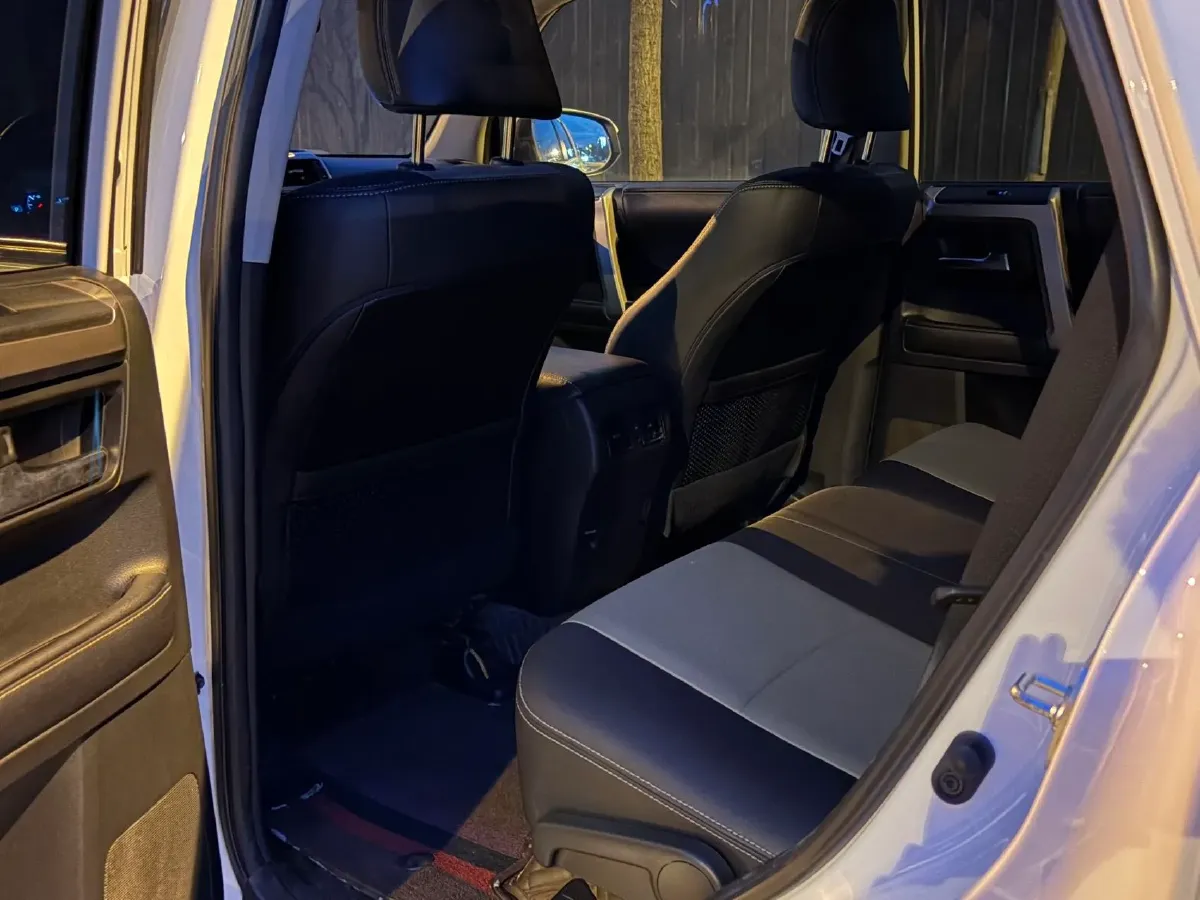 2020 Toyota Highlander 3.5L 299HP V6 8AT,autocango,china used car exporter,china ev exporter,chinese used car exporter,chinese used ev exporter