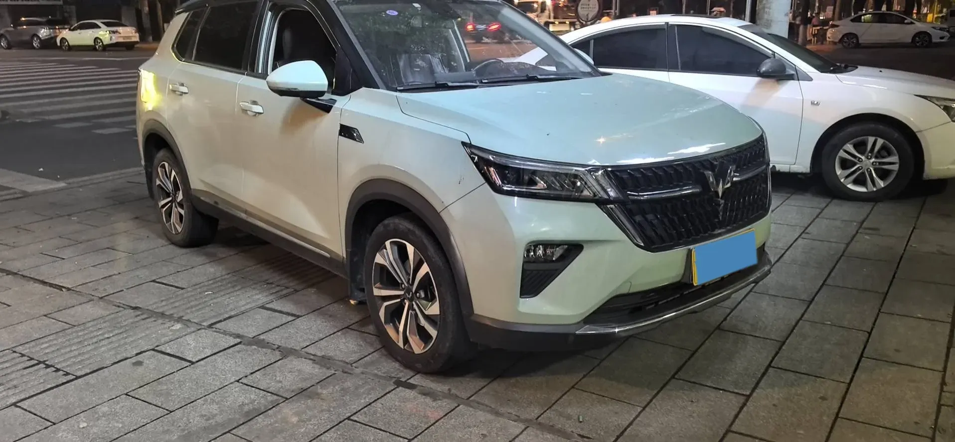 2021 WuLing XingChen 1.5T 147HP L4 CVT,autocango,china used car exporter,china ev exporter,chinese used car exporter,chinese used ev exporter