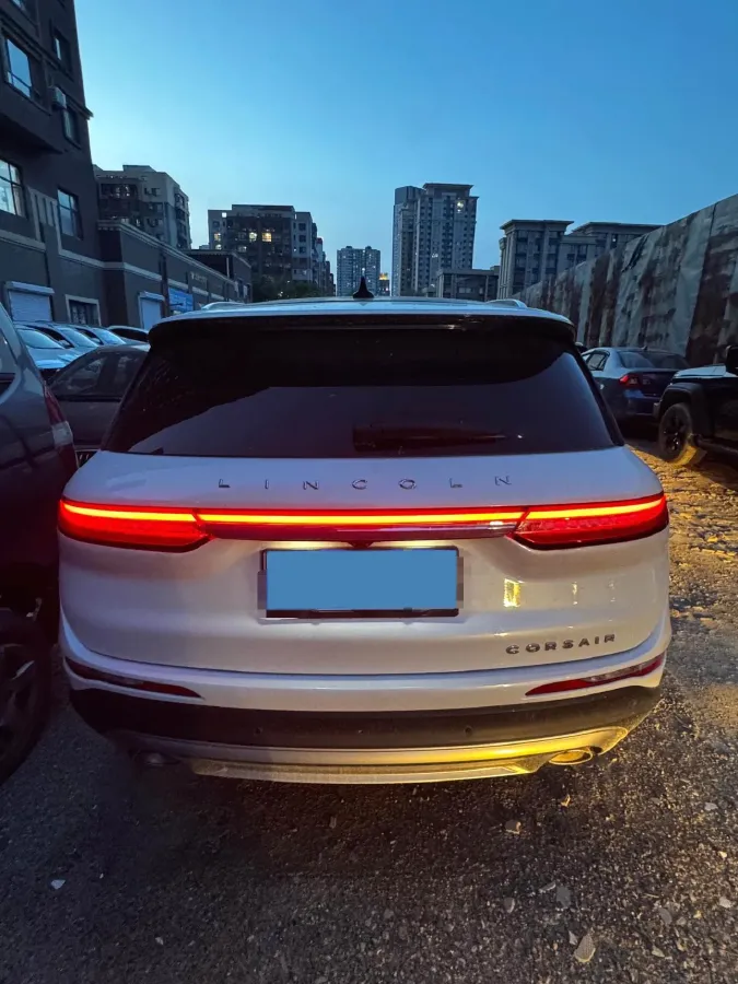 2020 Lincoln Corsair 2.0T 245HP L4 8AT,autocango,china used car exporter,china ev exporter,chinese used car exporter,chinese used ev exporter