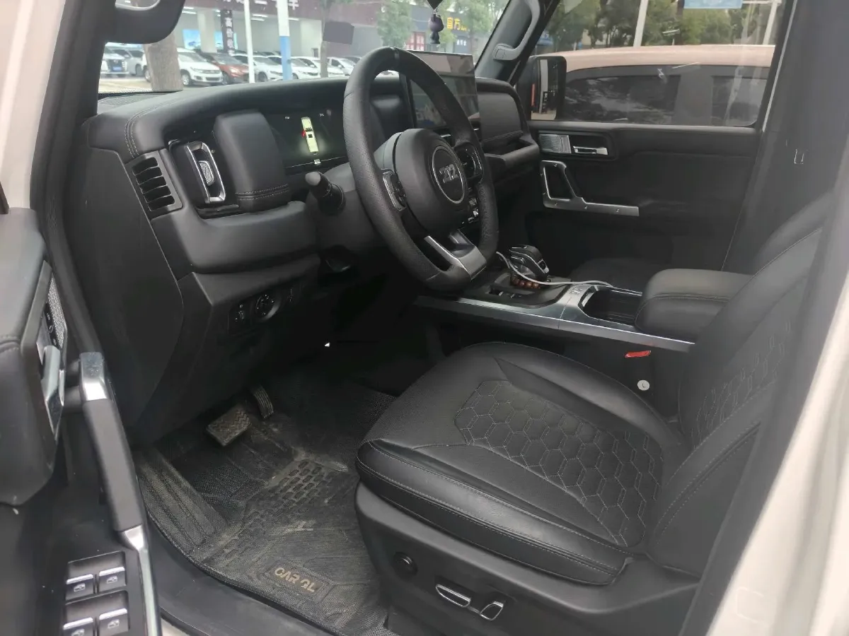 2024 212 212 T01 2.0T 252HP L4 8AT,autocango,china used car exporter,china ev exporter,chinese used car exporter,chinese used ev exporter