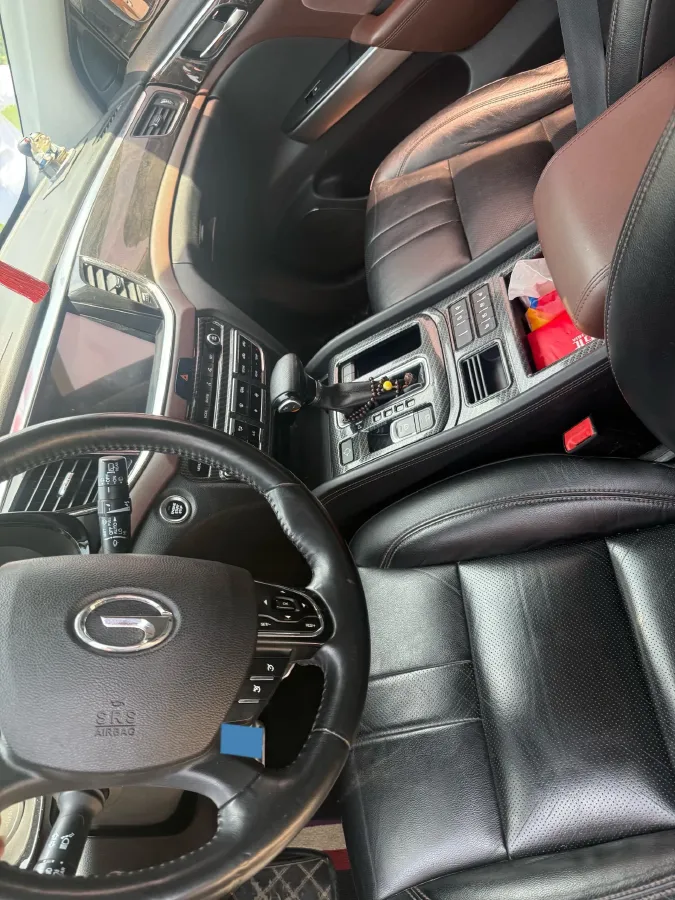 2017 GAC Trumpchi GS8 2.0T 201HP L4 6AT,autocango,china used car exporter,china ev exporter,chinese used car exporter,chinese used ev exporter