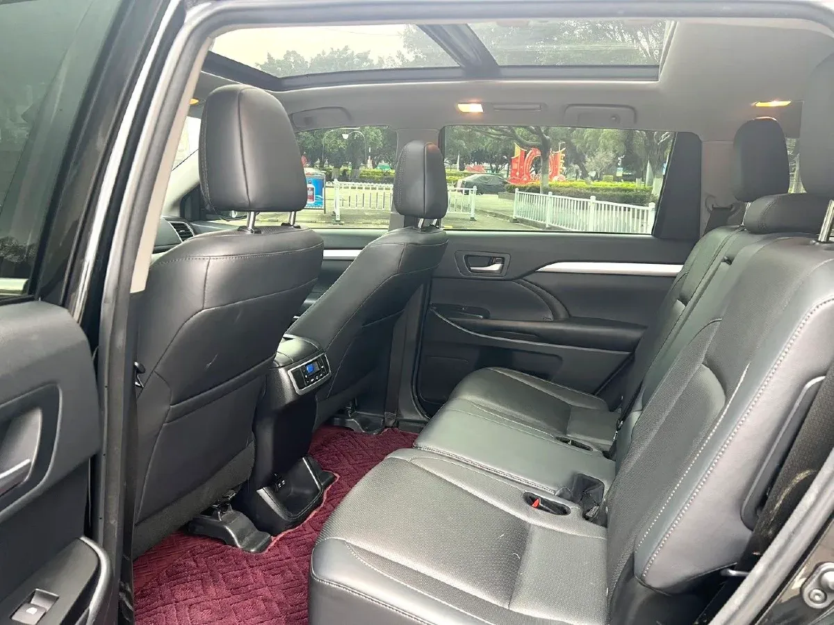 2018 Toyota Highlander 2.0T 220HP L4 6AT,autocango,china used car exporter,china ev exporter,chinese used car exporter,chinese used ev exporter