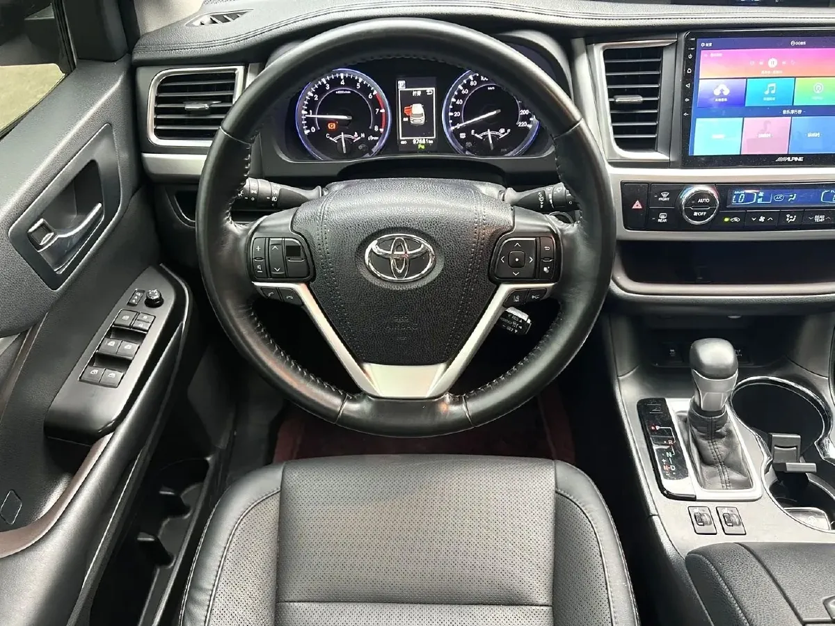2018 Toyota Highlander 2.0T 220HP L4 6AT,autocango,china used car exporter,china ev exporter,chinese used car exporter,chinese used ev exporter