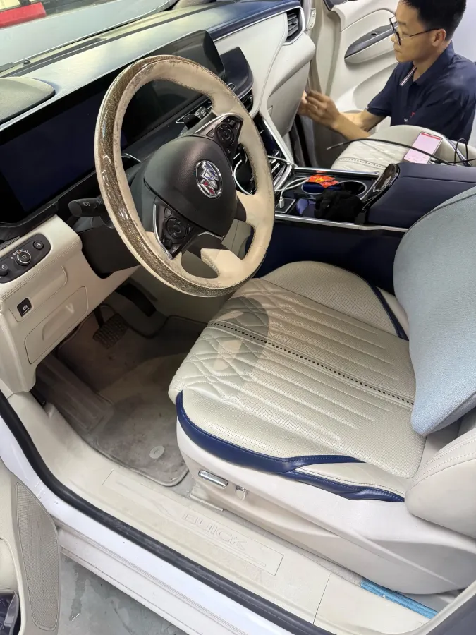 2021 Buick GL8 2.0T 237HP L4 9AT,autocango,china used car exporter,china ev exporter,chinese used car exporter,chinese used ev exporter