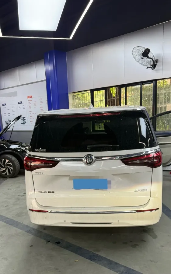 2021 Buick GL8 2.0T 237HP L4 9AT,autocango,china used car exporter,china ev exporter,chinese used car exporter,chinese used ev exporter