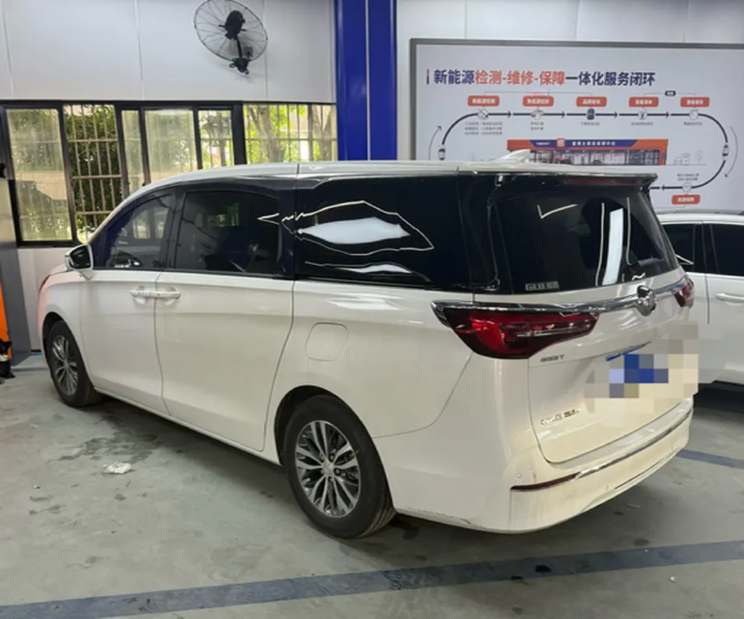 2021 Buick GL8 2.0T 237HP L4 9AT,autocango,china used car exporter,china ev exporter,chinese used car exporter,chinese used ev exporter