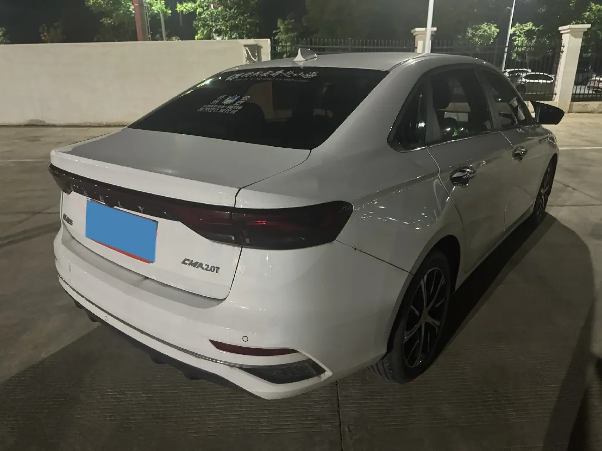 2022 Geely Emgrand 1.5L 114HP L4 CVT,autocango,china used car exporter,china ev exporter,chinese used car exporter,chinese used ev exporter