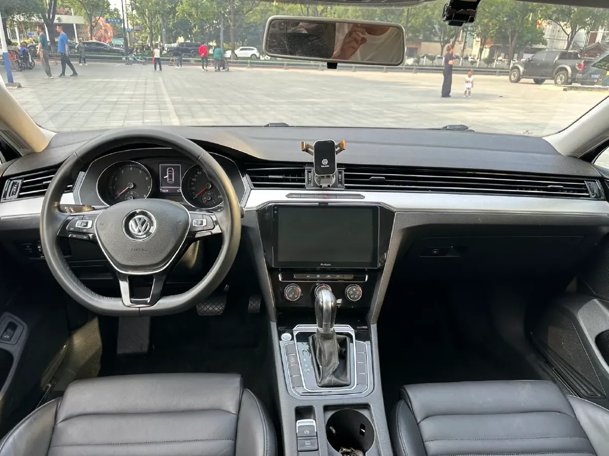 2019 Chevrolet Malibu XL 2.0T 241HP L4 9AT,autocango,china used car exporter,china ev exporter,chinese used car exporter,chinese used ev exporter
