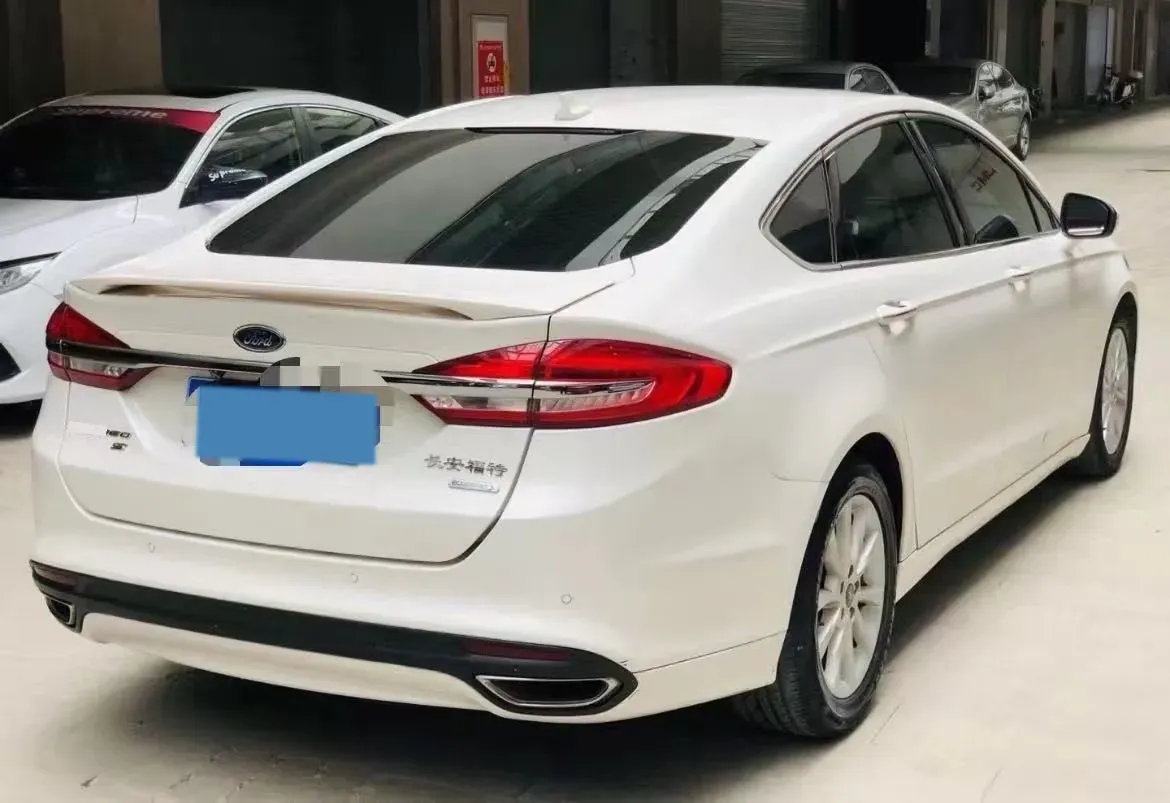 2018 Ford Mondeo 2.0T 204HP L4 6AT,autocango,china used car exporter,china ev exporter,chinese used car exporter,chinese used ev exporter