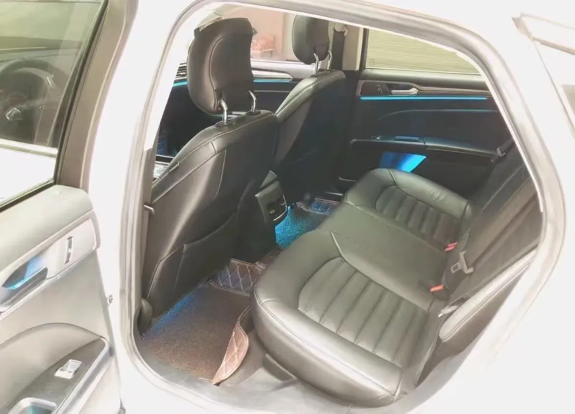 2018 Ford Mondeo 2.0T 204HP L4 6AT,autocango,china used car exporter,china ev exporter,chinese used car exporter,chinese used ev exporter