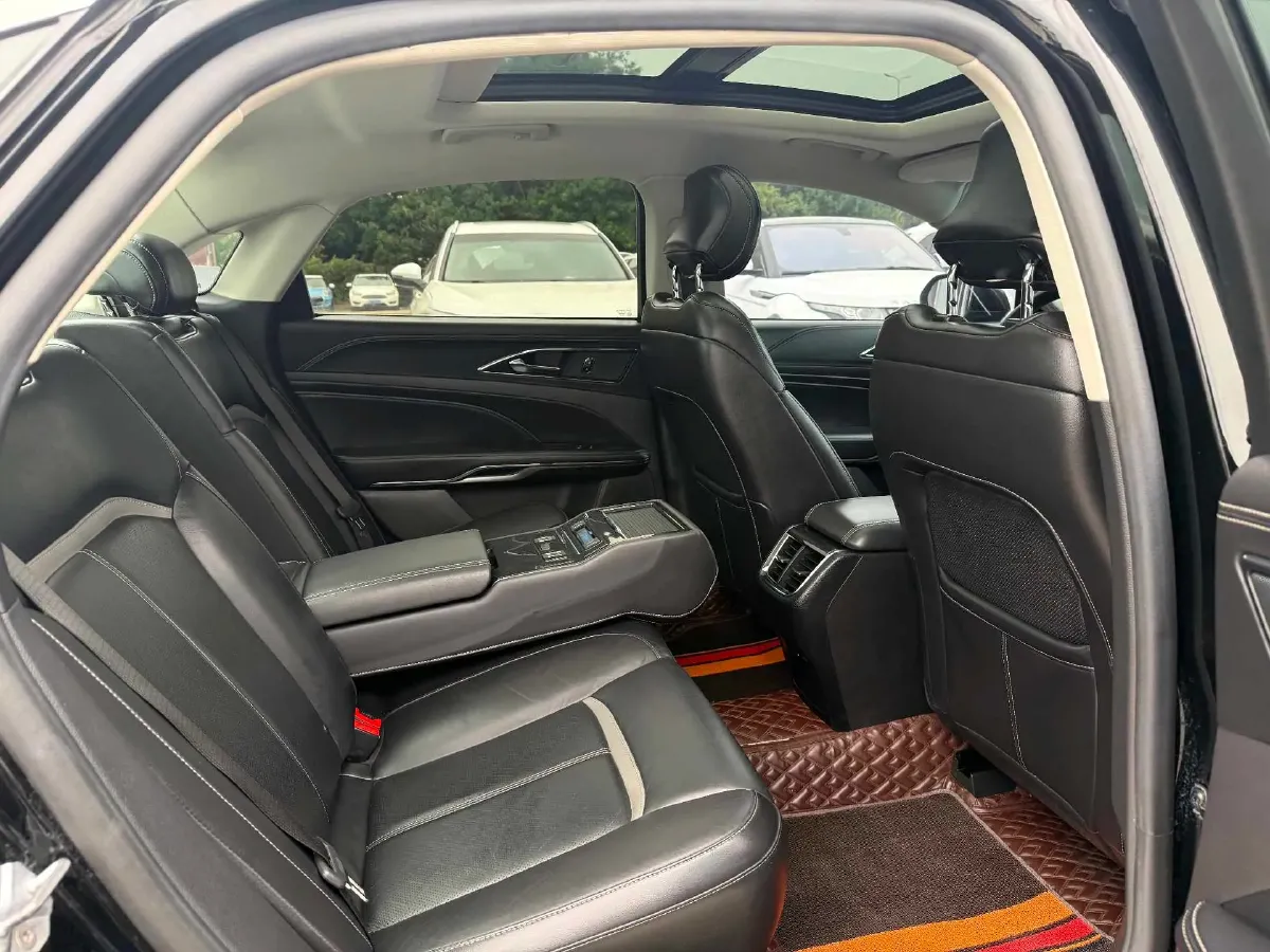 2018 Ford Taurus 2.0T 234HP L4 6AT,autocango,china used car exporter,china ev exporter,chinese used car exporter,chinese used ev exporter