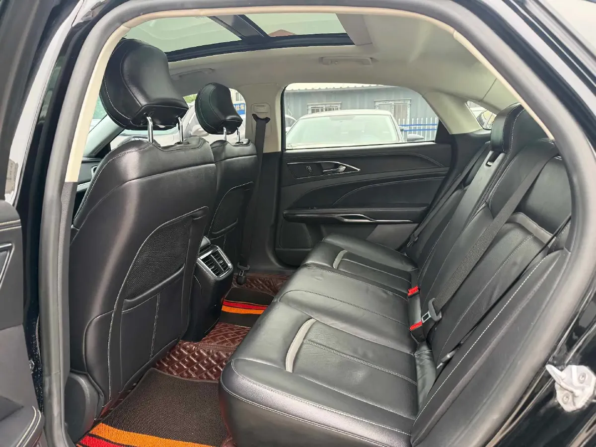 2018 Ford Taurus 2.0T 234HP L4 6AT,autocango,china used car exporter,china ev exporter,chinese used car exporter,chinese used ev exporter