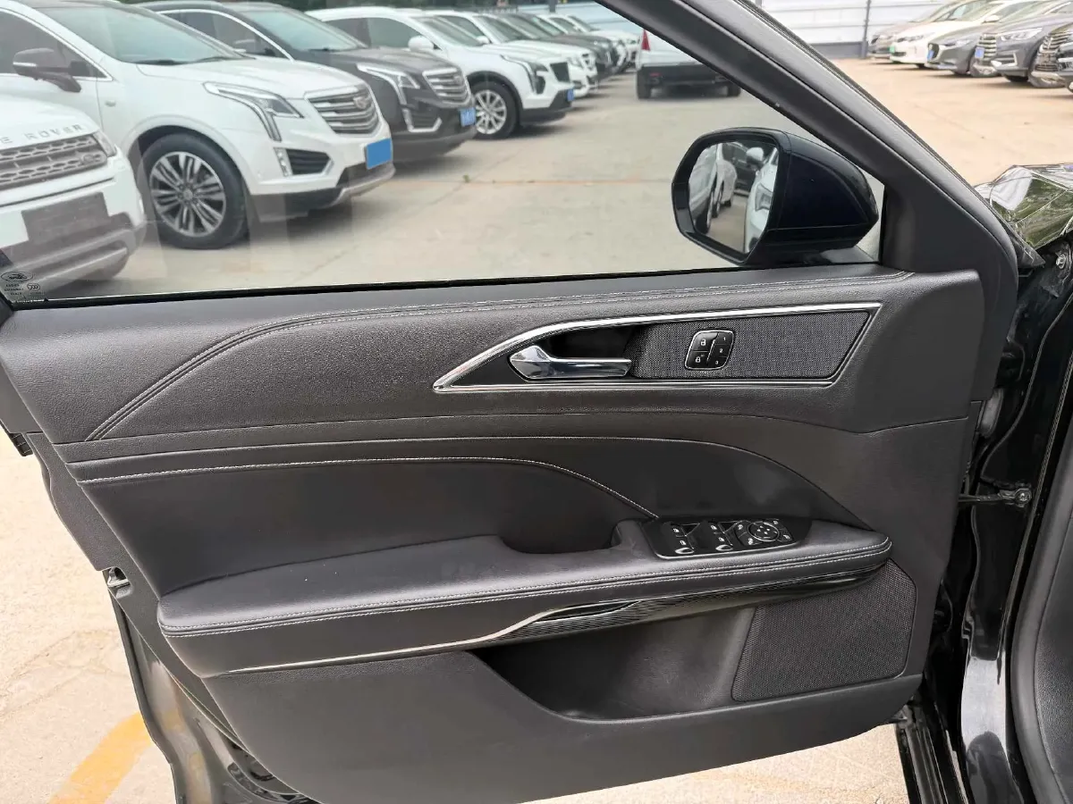 2018 Ford Taurus 2.0T 234HP L4 6AT,autocango,china used car exporter,china ev exporter,chinese used car exporter,chinese used ev exporter